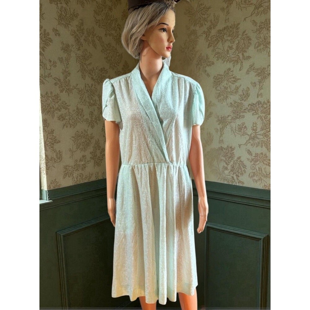 Vintage 70s Floral Dress 40s Style Pastel Mint Tea Top Wrap L Semi Sheer Cottage